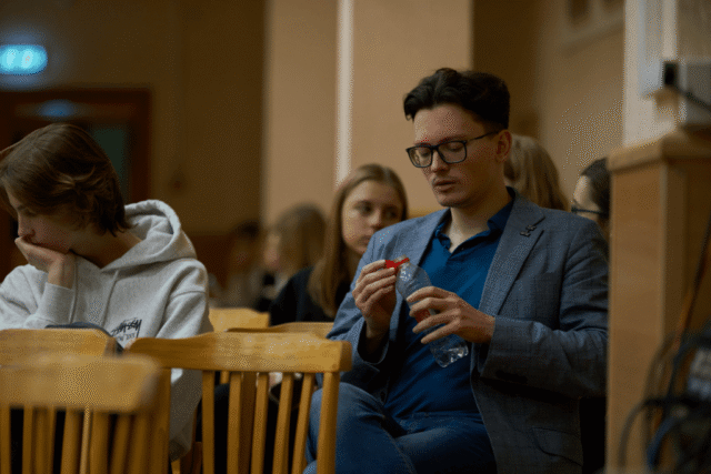 Starpskolu debašu turnīrs Rīgas Zolitūdes ģimnāzijā