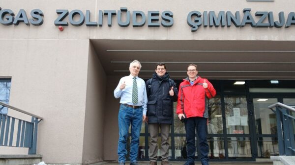Vieslektori no Kembridžas Zolitūdes ģimnāzijā