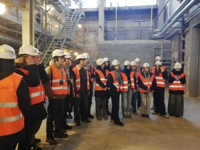 11.b mācību ekskursija uz AS “Rīgas Siltums” 2025. gada 13. februārī 11.b mācību ekskursija uz AS “Rīgas Siltums” 2025. gada 13. februārī
