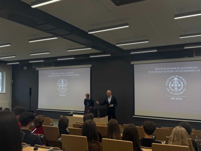 2025. gada 10. februāra tikšanās ar Rīgas Ekonomikas augstskolas (Stockholm School of Economics in Riga) rektoru un Rīgas Zolitūdes ģimnāzijas absolventu