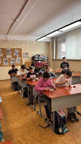 4e13 "Sveces stāsts un tapšana"