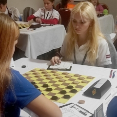 Pasaules čempionāts jauniešiem 100 lauciņu dambretē