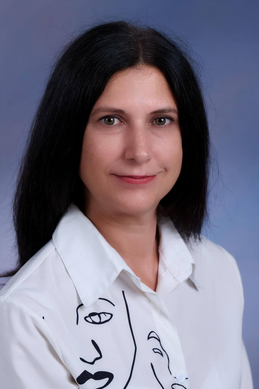 Ģimnāzijas vadība un darbinieki 4 Marina Guseva