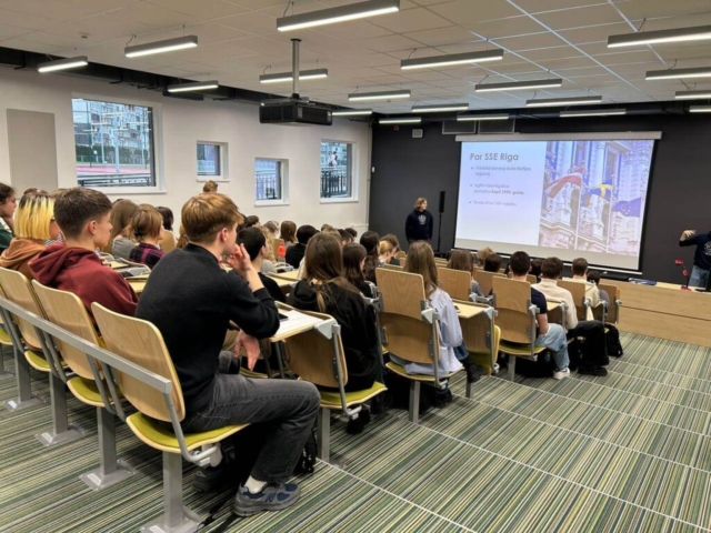2025. gada 16. janvāra tikšanās ar Rīgas Ekonomikas augstskolas pārstāvjiem (Stockholm School of Economics in Riga)
