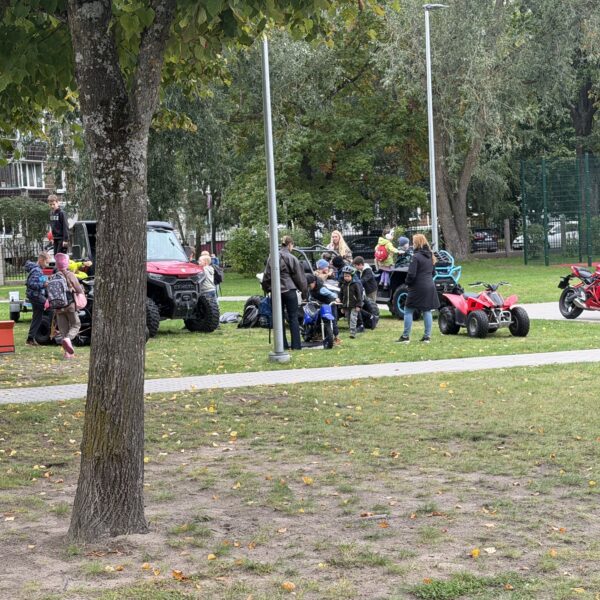 Rīgas Zolitūdes ģimnāzijā ar plašu programmu aizvadīta Eiropas Zinātnieku nakts 8 Rīgas Zolitūdes ģimnāzijā ar plašu programmu aizvadīta Eiropas Zinātnieku nakts