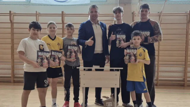 Olimpiskā diena ar Mairi Briedi - kad bokseris kļūst par skolotāju Olimpiskā diena ar Mairi Briedi - kad bokseris kļūst par skolotāju