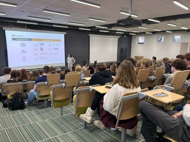 2025. gada 30. janvāra tikšanās ar RTU Rīgas Biznesa skolas pārstāvi (Riga Business School) 2025. gada 30. janvāra tikšanās ar RTU Rīgas Biznesa skolas pārstāvi (Riga Business School)