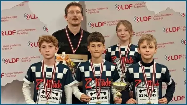 ZELTS Latvijas komandu čempionātā 100 lauciņu dambretē! 10 ZELTS Latvijas komandu čempionātā 100 lauciņu dambretē!